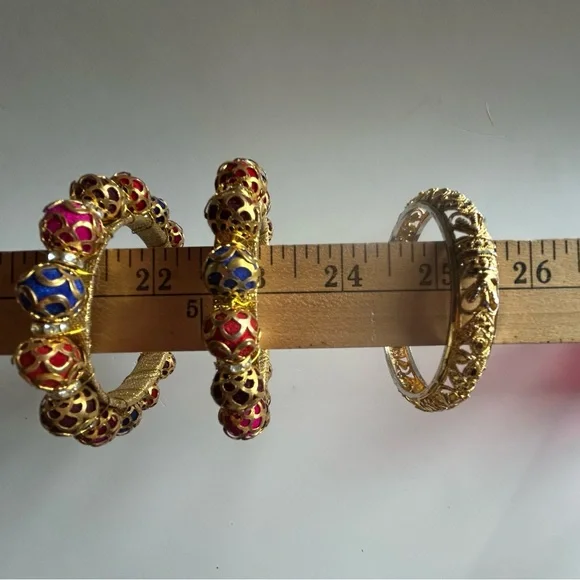 Stylish Multicolor Bangle Set - Picture 4 of 16